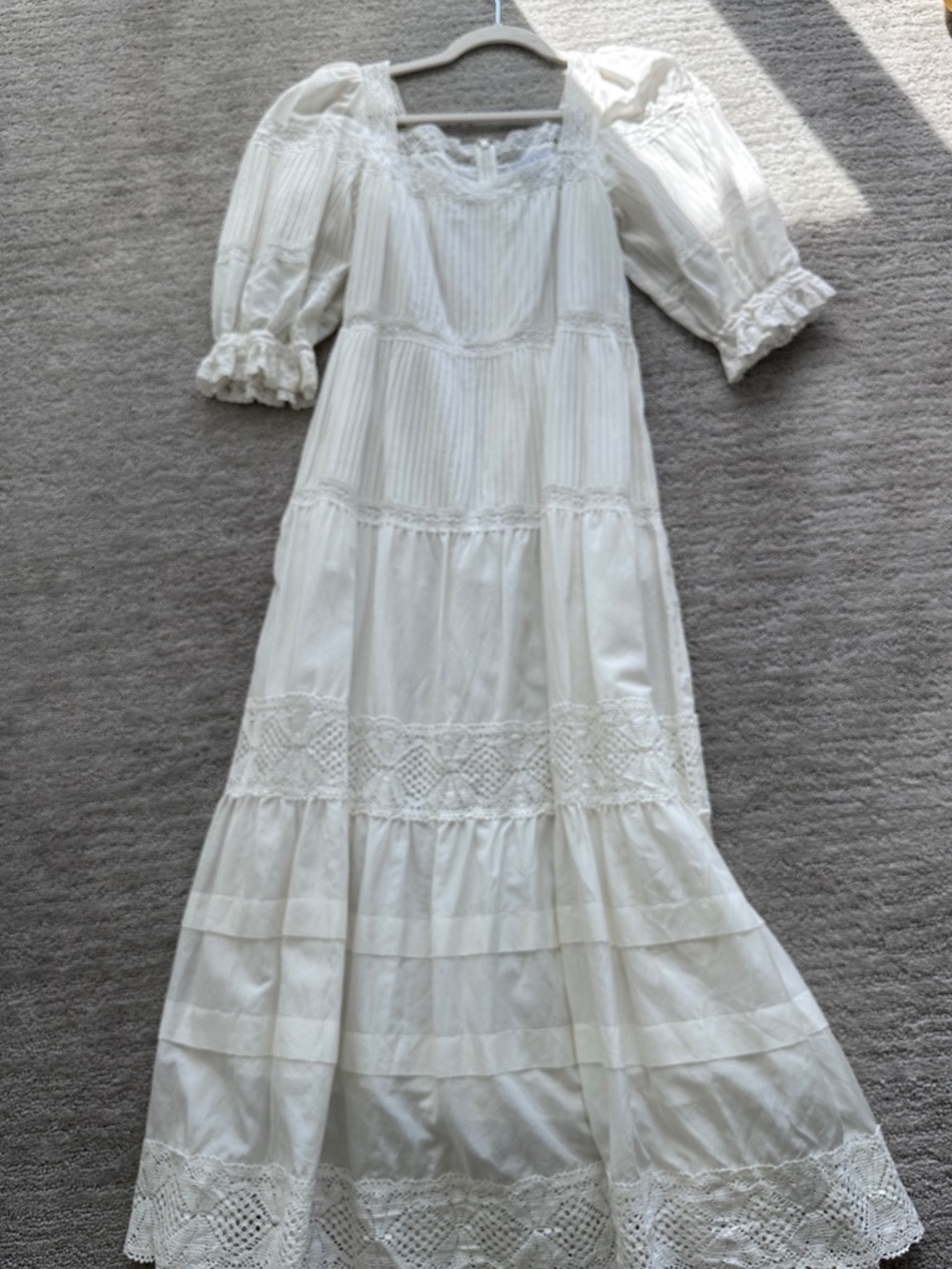 HUNTER BELL Lace-Trimmed Midi Dress